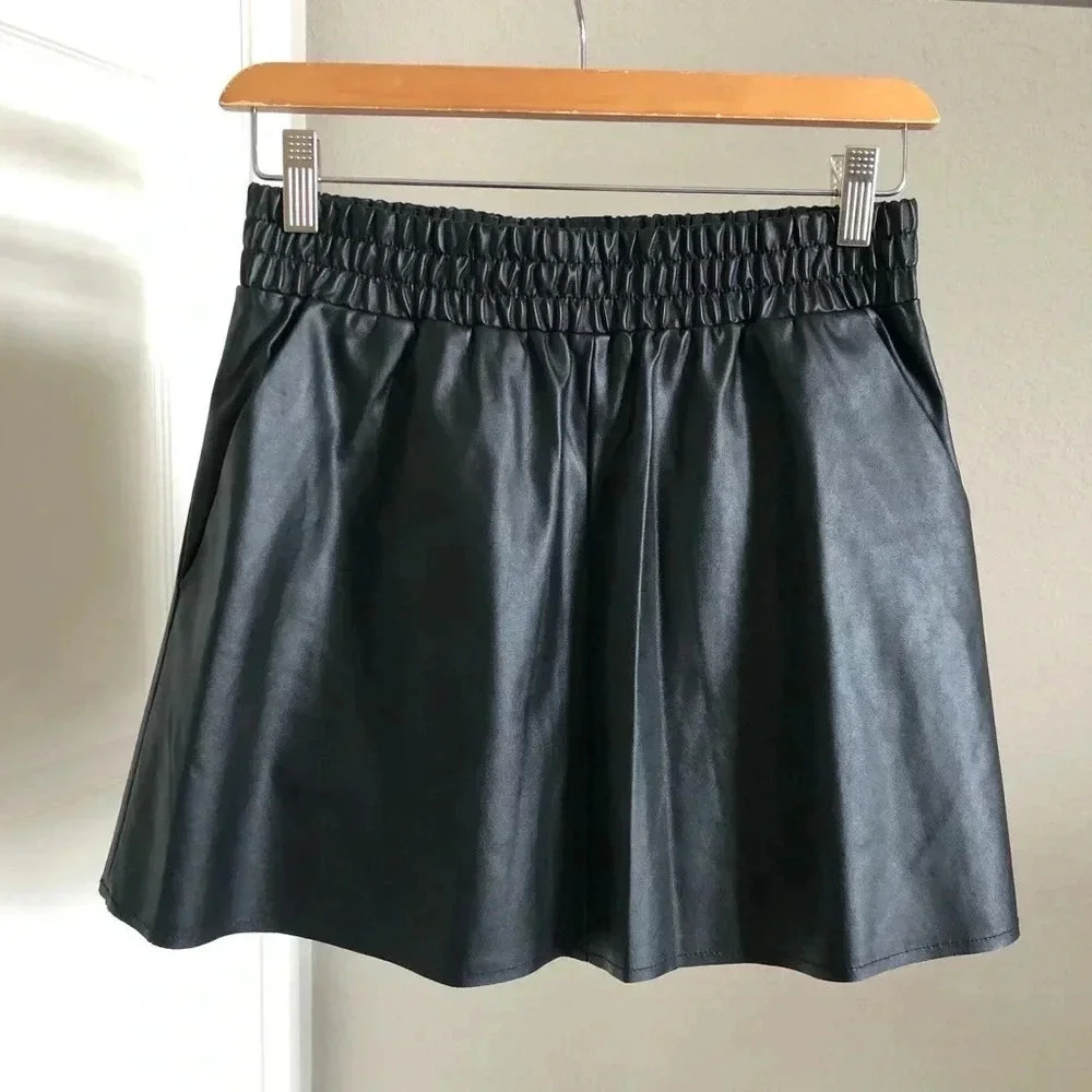 BCBGMAXAZRIA Leather Skirt - Picture 3 of 9